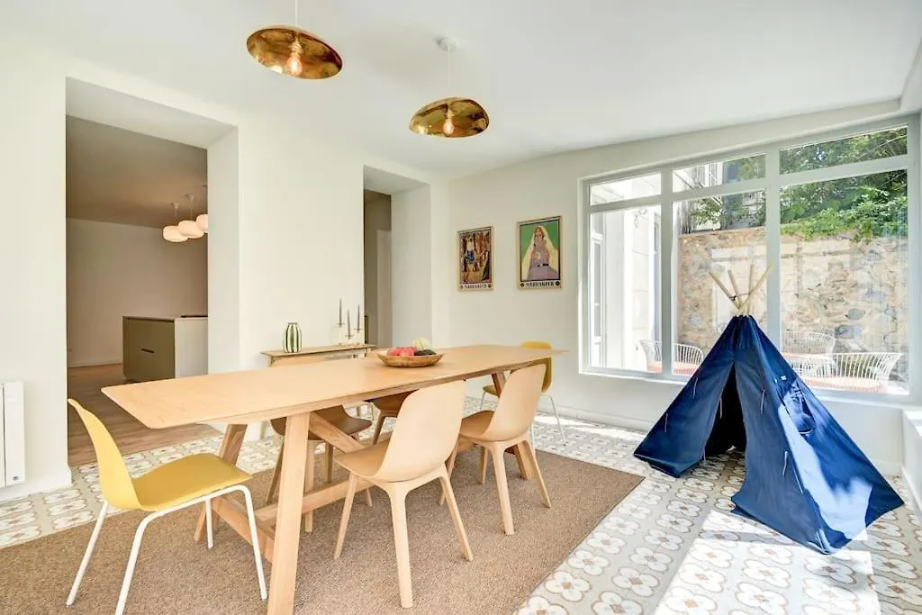 Holiday home Appartement Neuf De 210 M2 En Centre Ville Avec Jardin Aix-en-Provence France